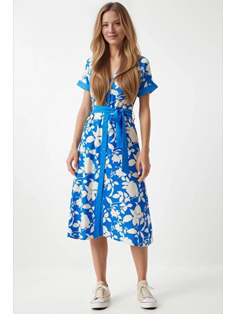 Hazelin Kadın Mavi Krem Kuşaklı Çiçek Desenli Düğmeli Yazlık Viskon Elbise HZL24S-BD124551 - S000205312-17234