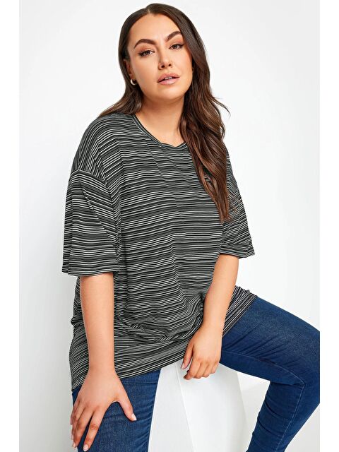 Stil Diva Büyük Beden Bisiklet Yaka Yarım Kollu Uzun Kesim Tişört 302548 - S000241904-21164