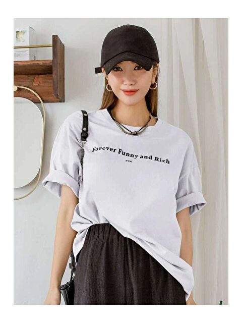 Trendseninle Kadın Beyaz Funny Baskılı Oversize Tişört - S000116355-20063