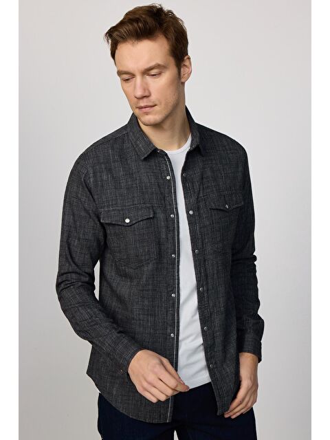 TUDORS Slim Fit Uzun Kollu Dar Kesim %100 Pamuk Çift Cep Çıtçıtlı Düz Yazlık Siyah Erkek Gömlek