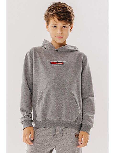 Breeze Erkek Çocuk Sweatshirt Yazı Baskılı Armalı Kanguru Cepli Koyu Gri Melanj (8-14 Yaş) - S000080462-37287