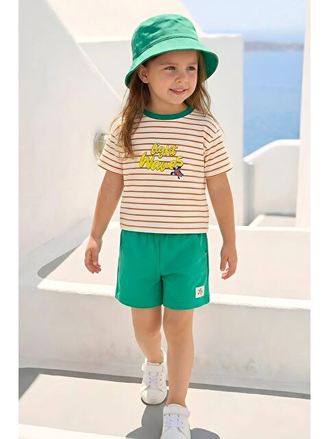 ZEYLAND Kız Çocuk Çizgili T-Shirt Ve Şort Takım  - Yeşil