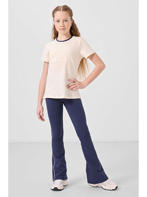 Tommylife Ekru-İndigo Pamuklu O Yaka Standart Fit Basic İspanyol Paça Kız Çocuk Tayt Takım - 75192