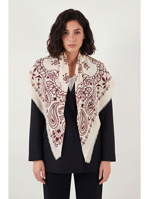 Lela Pamuklu 110 x 110 cm Desenli Kadın Şal 6941400