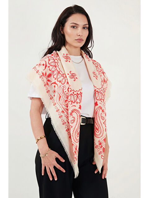 Lela Pamuklu 110 x 110 cm Desenli Kadın Şal 6941400