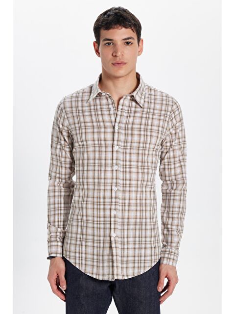 TUDORS Erkek Slim Fit Dar Kesim %100 Pamuk Keten Doku Kareli Gömlek