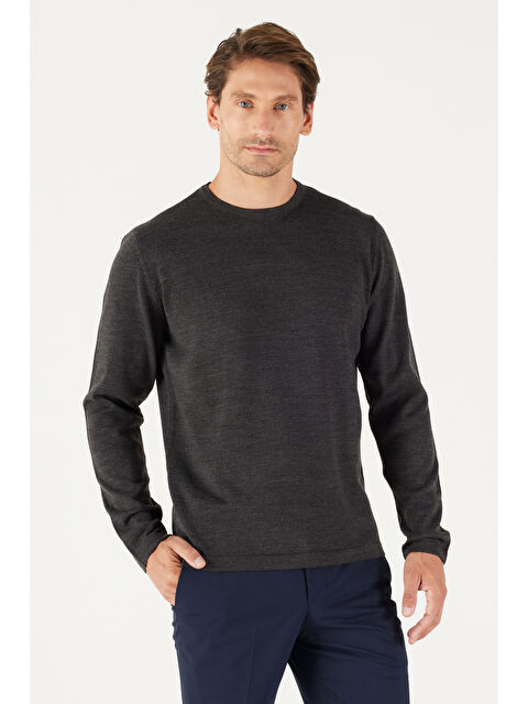 AC&Co / Altınyıldız Classics Erkek Antrasit-Melanj Standart Fit Normal Kesim Bisiklet Yaka Triko Kazak - S000394404-29666