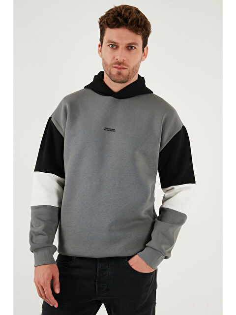 Buratti Pamuklu Regular Fit Kapüşonlu İçi Tüylü Yumuşak Şardonlu Erkek Sweat 5905299 - S000000621-17354