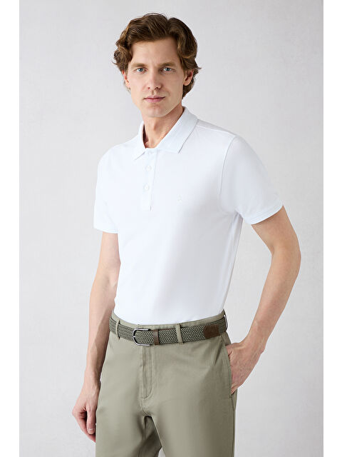 Kiğılı Kıvrılmaz Polo Yaka Slim Fit Dar Kesim Ribana Detaylı Pamuk Tişört