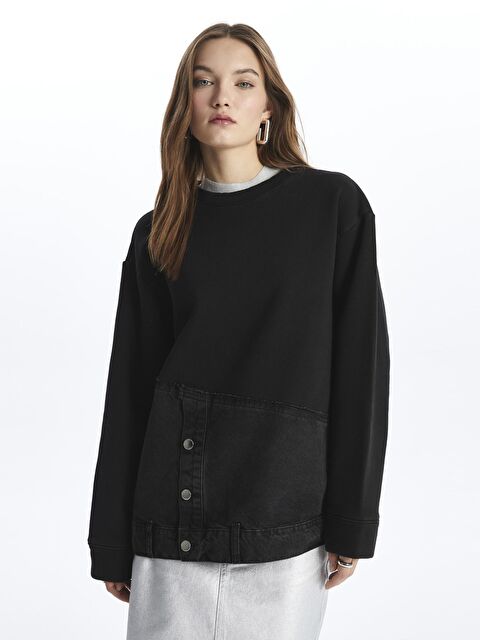 Dexia Kyoto - Bisiklet Yaka Denim-Penye Kumaş Karışımlı Oversize Parçalı Sweatshirt - Siyah Renk - S000120512-19351