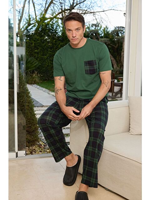 Formo PREMIUM Erkek %100 Doğal Pamuk Ekose Desenli Yüksek Kaliteli Baskılı Kısa Kollu Cepli Pijama Takımı