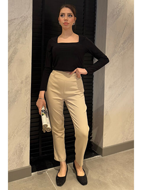 Gülseli Bel Lastikli Düğme Detaylı Kadın Büyük Beden Kumaş Pantolon - S000361056-25636