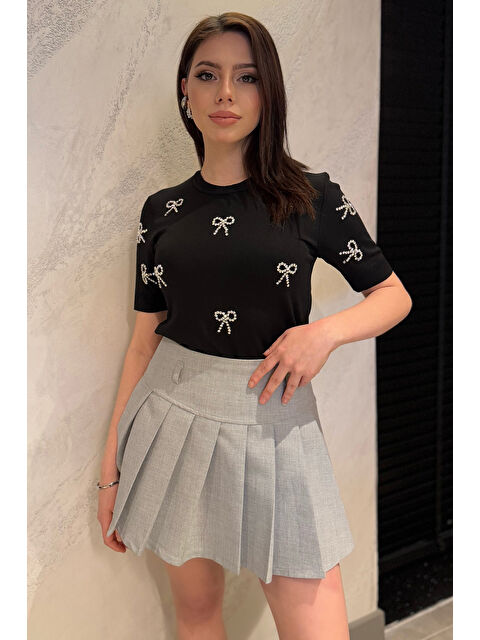 Gülseli Taş Detaylı Bisiklet Yaka Kadın Kısa Kol Bluz - S000361075-19351