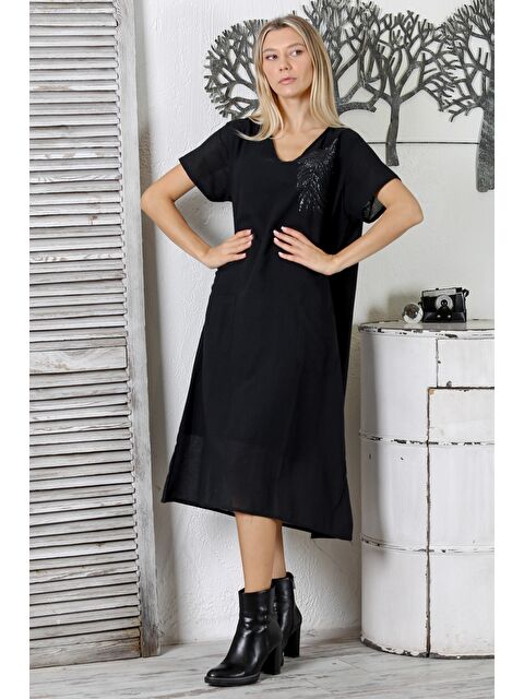 Chiccy Siyah V Yaka Düşük Kol Astarlı Taşlı Baskılı Midi Boy Dokuma Regular Fit Elbise - S000358878-19351