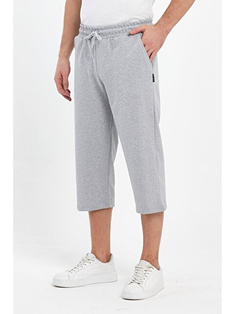 Mmetalic Erkek Yanları Cepli Gri Bermuda Diz Altı Kapri Beli Ayarlanabilir Lastikli Uzun Şort - S000230747-20600