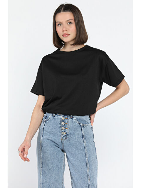 Gülseli Kadın Bisiklet Yaka Basic Tişört - S000361087-19351