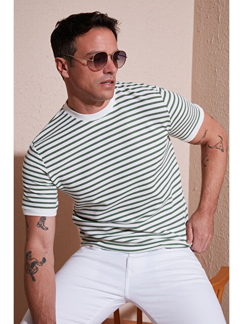 Buratti Pamuklu Çizgili Regular Fit Bisiklet Yaka %100 Pamuk Tişört 5903005 - S000380483-17703