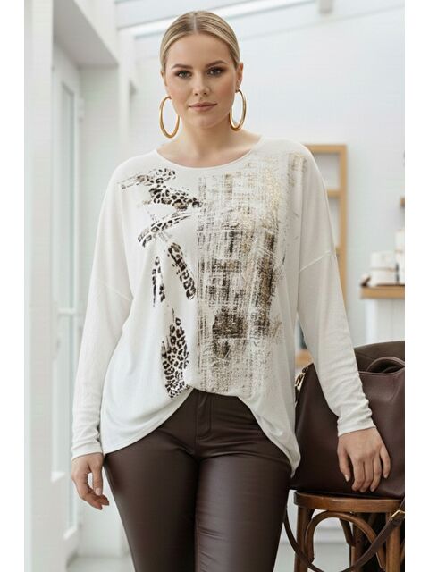 Chiccy İtalyan Ekru Havuz Yaka Uzun Kol İnce Varak Baskılı Casual Angora Oversize Triko Bluz 68 76 - S000486706-19965