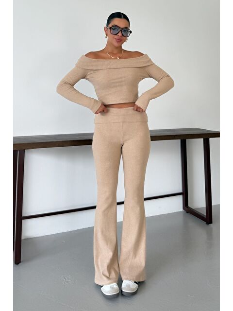 Trendseninle Kadın Bej Madonna Yaka Alt-Üst Pantolonlu İnterlok Takım - S000426172-19928