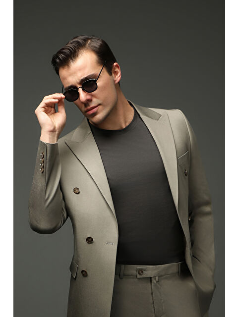 Kiğılı Bisiklet Yaka Slim Fit Dar Kesim Süprem Pamuklu Tişört