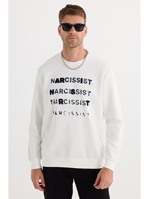 TUDORS Unisex Oversize Geniş Kesim Pamuklu Yumuşak Dokulu Bisiklet Yaka İçi Polarlı Baskılı Ekru Sweatshirt - S000494276-19965