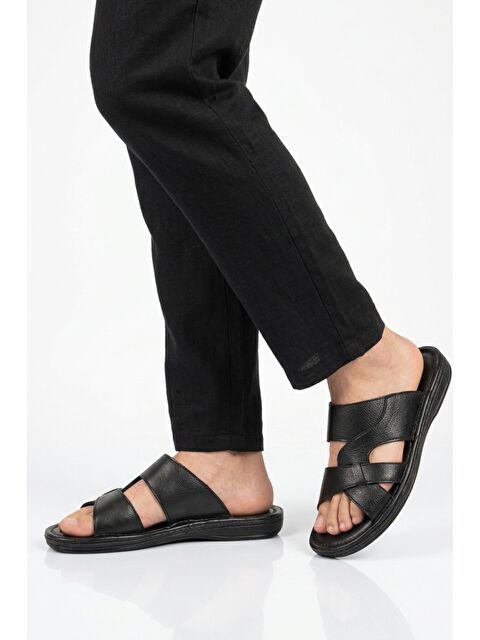 Ayakmod Siyah Hakiki Deri Yumuşak Taban Erkek Terlik 8521 M