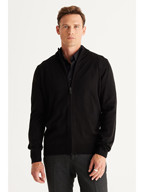 AC&Co / Altınyıldız Classics Erkek Siyah Tüylenme Yapmayan Standart Fit Normal Kesim Dik Yaka Triko Hırka - S000440539-19351