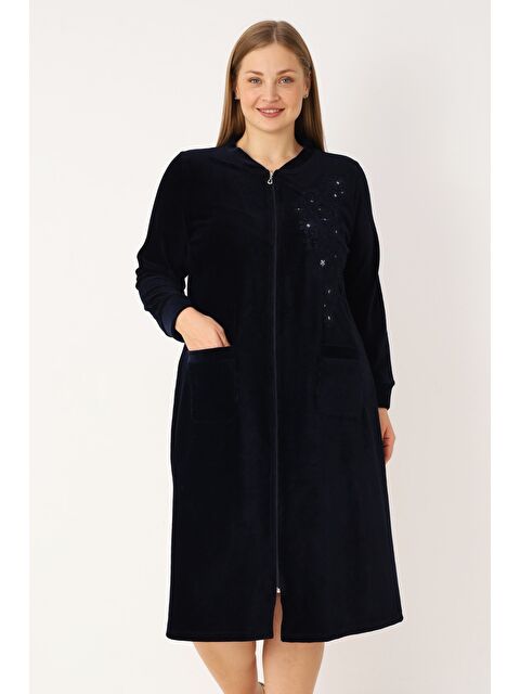 Intensive Lacivert Nakış Ve Taş Detaylı Pamuklu Kadife Fermuarlı Uzun Kollu Kadın Büyük Beden Elbise - S000478466-21164
