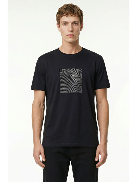 Altınyıldız Classics Erkek Siyah Pamuklu Slim Fit Dar Kesim Bisiklet Yaka Esnek Tişört