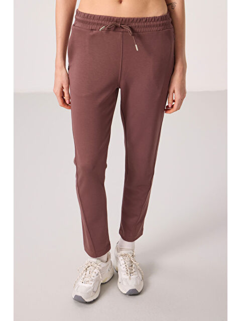 Tommylife Kahverengi Yumuşak Dokulu Gizli Fermuarlı Dar Paça Kadın Pantolon - 94668 - S000364955-19413