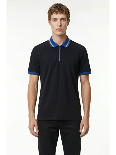 AC&Co / Altınyıldız Classics Erkek Siyah-Saks Regular Fit Geniş Kesim Polo Yaka %100 Pamuk Tişört