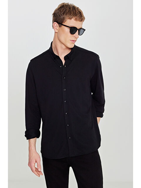 Altınyıldız Classics Erkek Siyah 360 Her Yöne Esneyen Pamuklu Tailored Slim Fit Dar Kesim Düğmeli Yaka Örme Gömlek