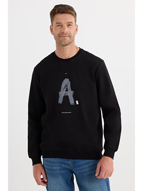 TUDORS Unisex Relax Fit Rahat Kesim Pamuklu Yumuşak Dokulu Bisklet Yaka İç Polarlı Baskılı Siyah Sweatshirt - S000494286-19351