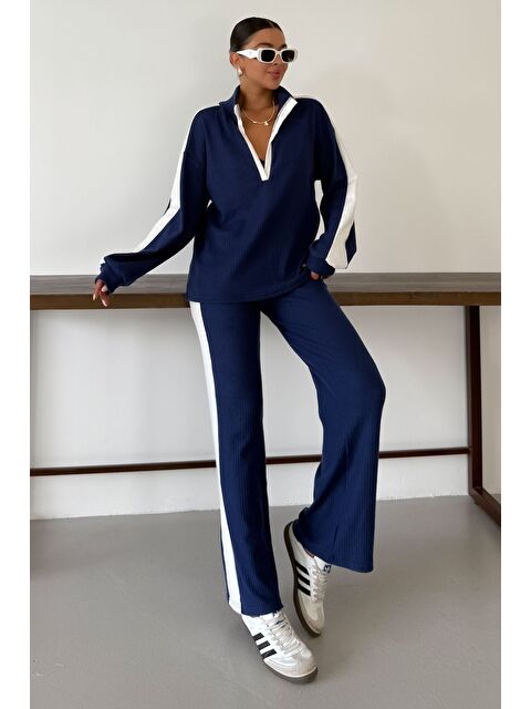 Trendseninle Kadın Lacivert V Yaka Beyaz Çizgi Detaylı Kazak Alt-Üst Pantolonlu Takım - S000426174-21164