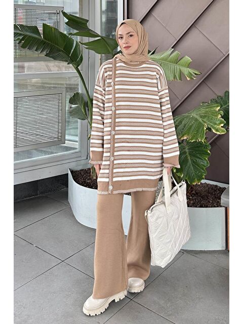 Lamelif Çizgili Yan Düğme Detaylı Triko Takım Sütlü Kahve - S000515286-4280