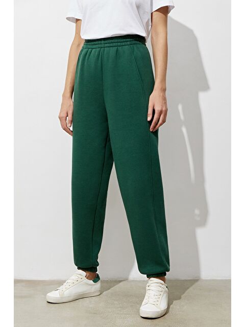 Madmext Kadın Koyu Yeşil Comfort Fit Eşofman Altı Mg1353 - S000030634-19416