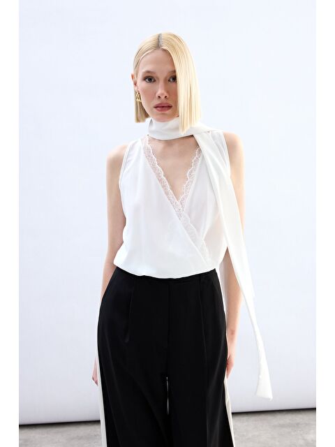 SATEEN Dantel Detaylı Bodysuit Bluz - Ekru - S000497771-19965