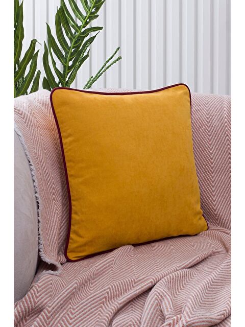 Asdiva Panbiy Süet Dokulu Düz Punch (panç) İçin Uygun Bordo Biyeli Sarı Dekoratif Kırlent Kılıfı - S000462907-20072