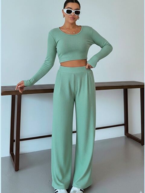 Trendseninle Kadın Su Yeşili Yuvarlak Yaka Bluzlu Alt-Üst Pantolonlu İnterlok Takım - S000426167-20054