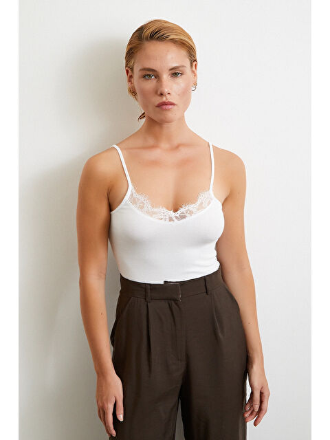 Never More Dantel Detaylı Askılı Top Beyaz - S000410591-20063