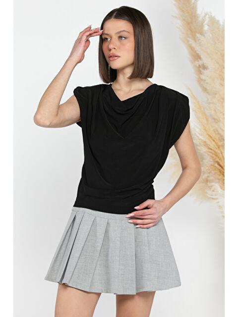 Gülseli Vatkalı Omuz Drapeli Kadın Bluz - S000361105-19351