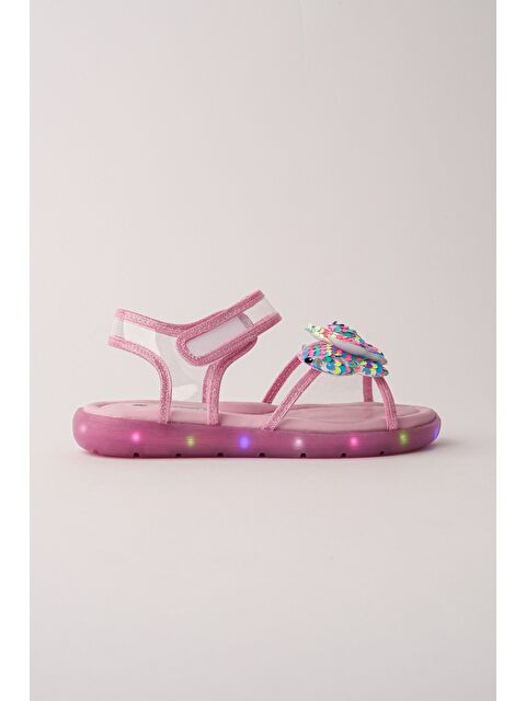 Muggo PİCKLES Pullu Kelebek Detaylı Cırtlı Şeffaf Kız Çocuk Sandalet