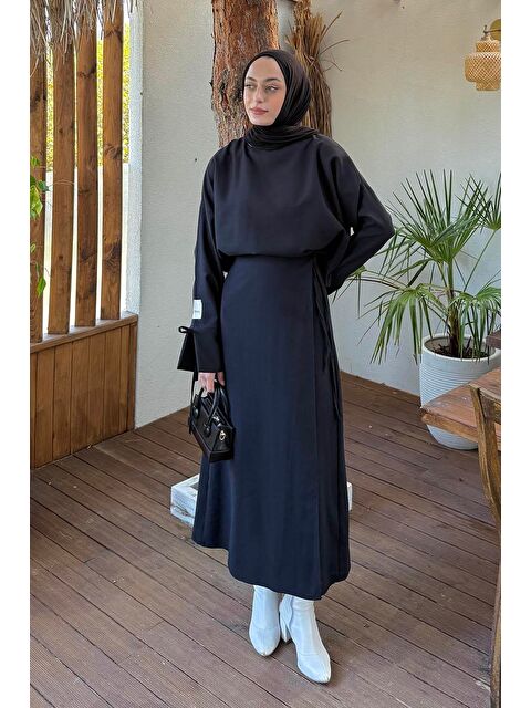 Lamelif Eteği Bağlama Detaylı Takım Siyah