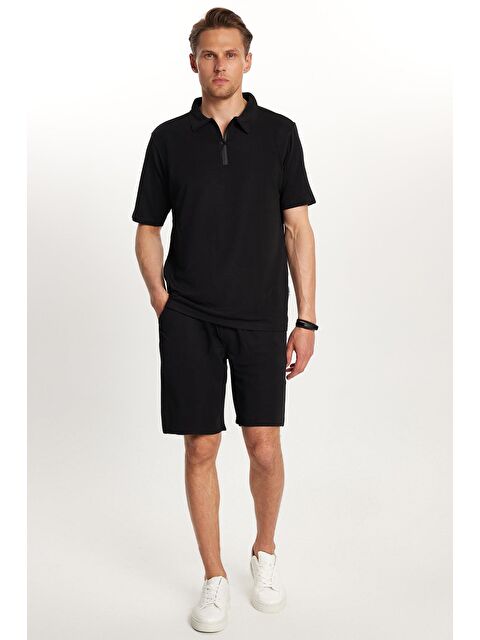 TUDORS Erkek Standart Fit Pamuklu Fermuarlı Polo Yaka Tişört Beli Bağcıklı Siyah Şort Takım - S000518673-19351