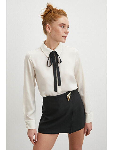 Never More Yaka Bağlamalı Saten Gömlek Ekru - S000491325-19965