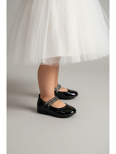 GÖRKEM BEBE AYAKKABI VE TEKSTİL Kız Çocuk Taşlı Kalpli Babet - S000502488-5478