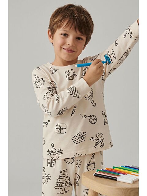 ZUZUNGA Boyanabilir Doğum Günü Temalı Çocuk Pijama Takımı – Yıkanabilir 6-Lı Kalem Hediyeli - S000531094-19965