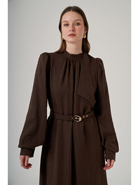 Nuss Fular Detaylı Astarlı Elbise 2028 Mocha