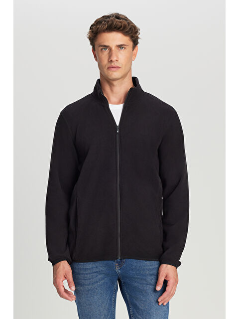 AC&Co / Altınyıldız Classics Erkek Siyah Anti-Pilling Tüylenme Yapmayan Standart Fit Bato Yaka Sweatshirt Polar Ceket