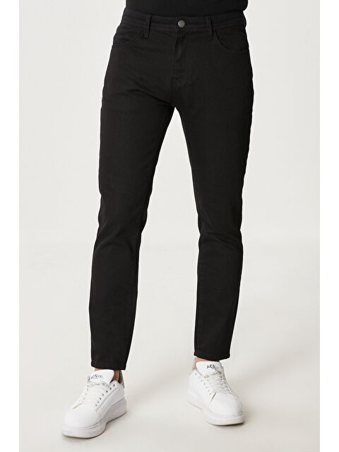 Altınyıldız Classics Erkek Siyah Trend Slim Fit Dar Kesim 5 Cepli Esnek Denim Jean Pantolon